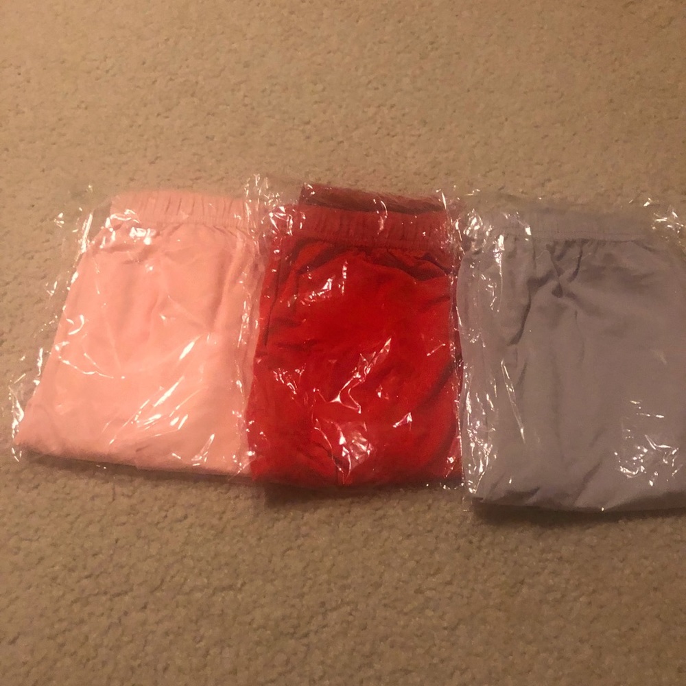 3 CHUNS SILKY LEGGINGS Fits S, M